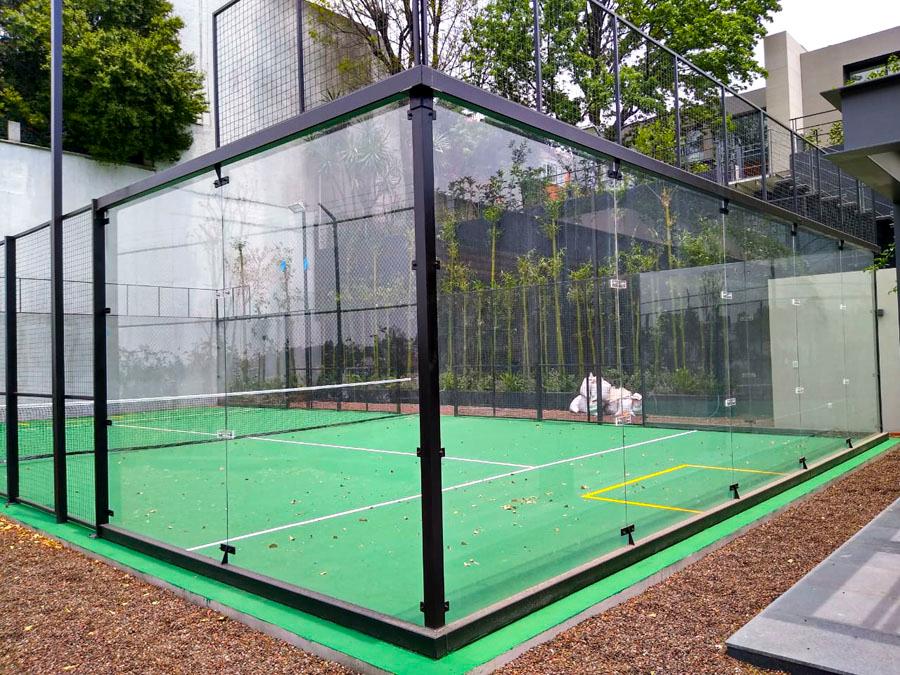 ¿Qué se necesita para construir una cancha de pádel?