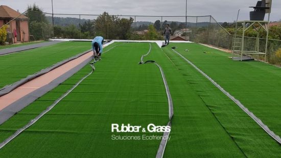 Canchas de Tenis de Pasto Sintético Deportivo: Seguridad y Bajo Mantenimiento cambio de carpeta de pasto sintético