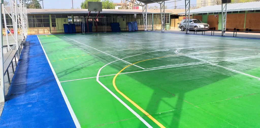 Construcción de Canchas Deportivas en Chile Cotización de pinturas poliuretánicas