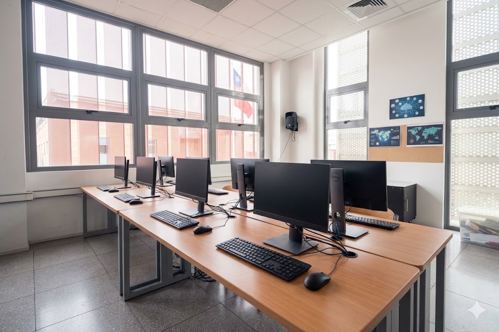 Mobiliario Escolar Estándar JUNJI para Colegios Chile Laboratorio robótica colegio Chile